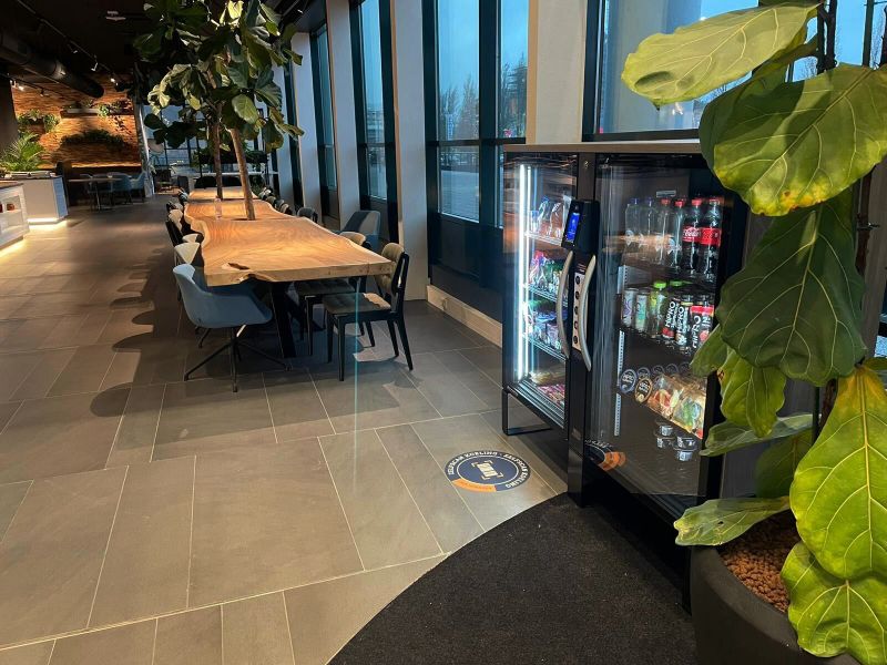 Le kiosque intelligent Vendis Automate dans une salle de pause